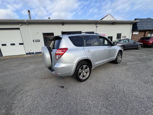 Used 2009 Toyota RAV4 Sport image 8