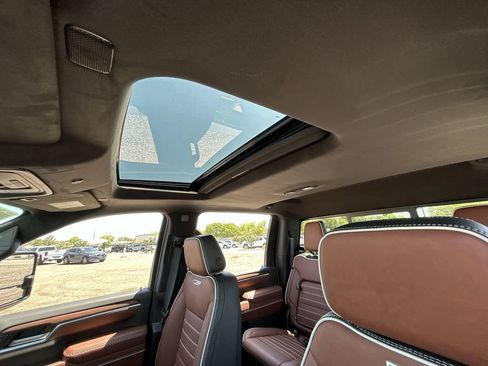 New 2026 GMC Sierra 2500 Denali Ultimate AWD/4WD image 19