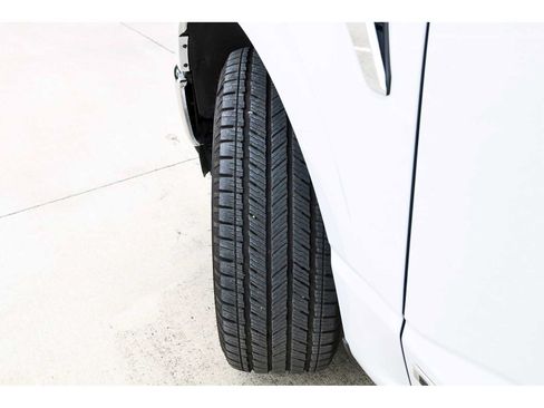 Used 2025 Ford F150 Lariat w/ Equipment Group 502A High AWD/4WD image 27