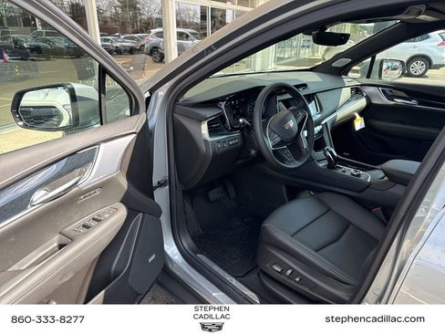 New 2026 Cadillac XT5 Premium Luxury image 12