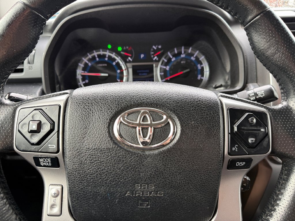 Used 2017 Toyota 4Runner Limited AWD/4WD image 32