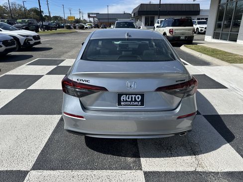 Used 2026 Honda Civic Sport image 4