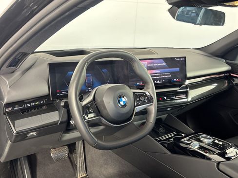 Used 2026 BMW 530i RWD image 4