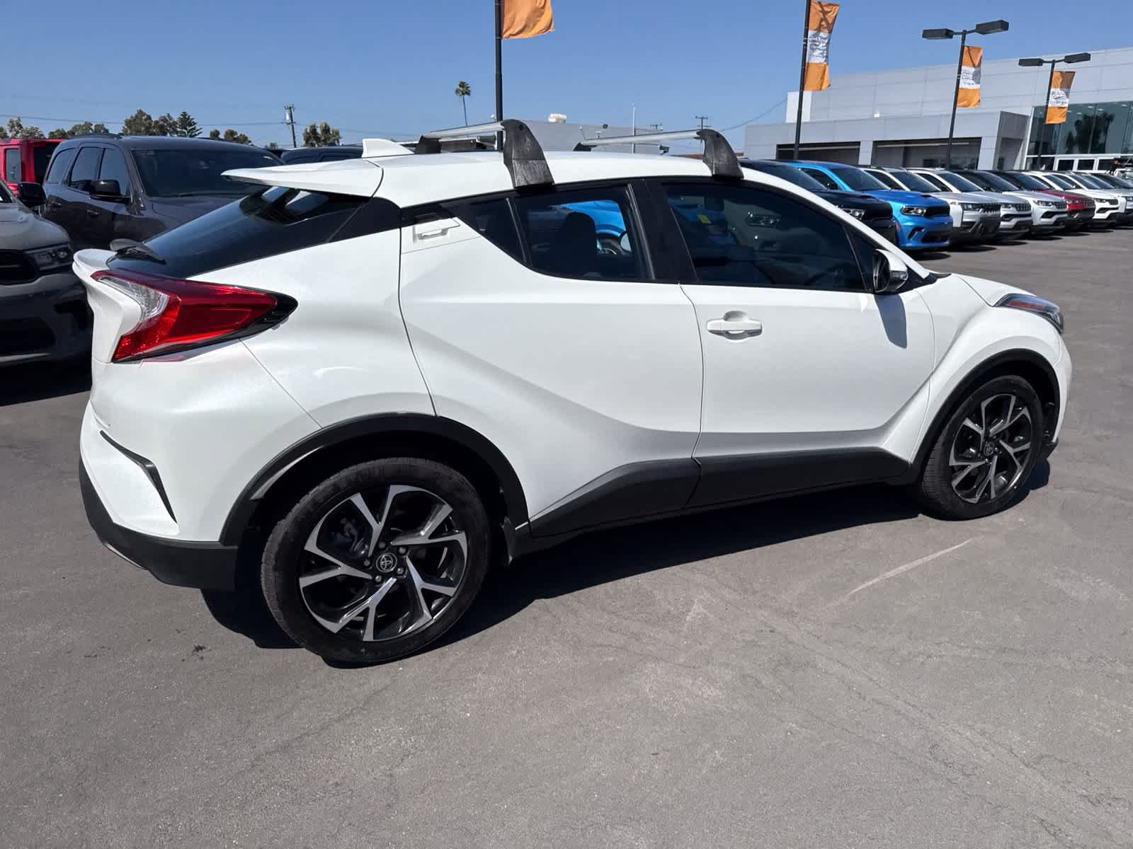 Used 2021 Toyota C-HR XLE FWD image 11