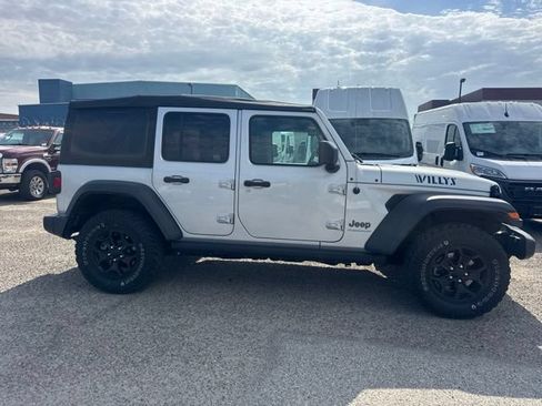 Used 2023 Jeep Wrangler Unlimited AWD/4WD image 4