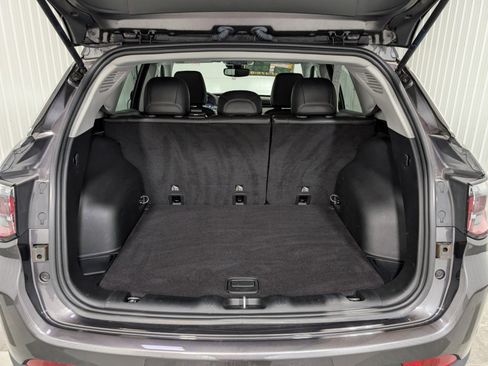 Used 2022 Jeep Compass Limited image 23