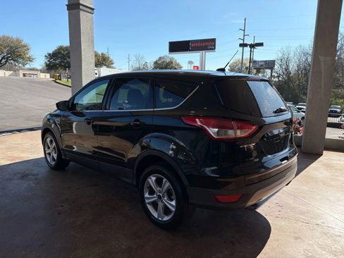 Used 2015 Ford Escape SE FWD image 4