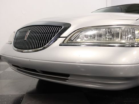 Used 1998 Lincoln Mark VIII RWD image 24