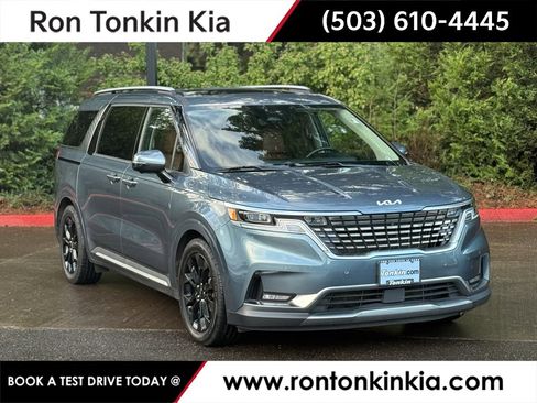 Used 2022 Kia Carnival SX Prestige image 1
