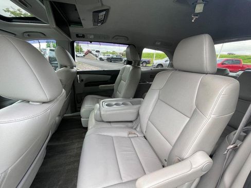 Used 2015 Honda Odyssey Touring Elite image 10