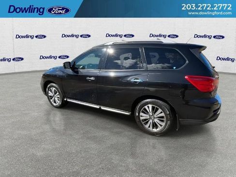 Used 2017 Nissan Pathfinder SL w/ SL Tech Package AWD/4WD image 9