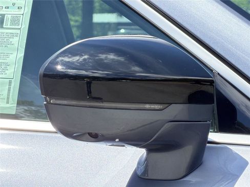 New 2027 INFINITI QX60 Luxe FWD image 32