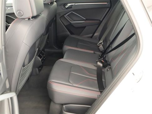 Certified 2025 Audi Q3 2.0T Premium Plus w/ Premium Plus Package image 28