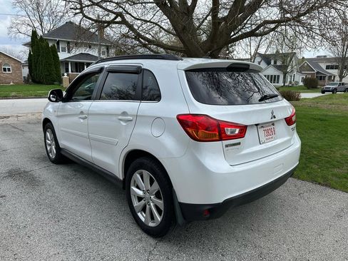 Used 2015 Mitsubishi Outlander Sport SE AWD/4WD image 5