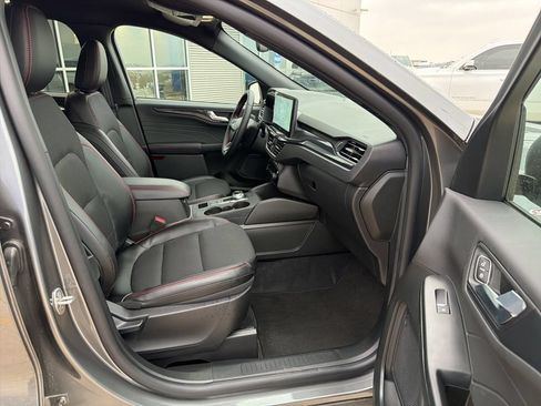 Used 2026 Ford Escape ST-Line AWD/4WD image 27