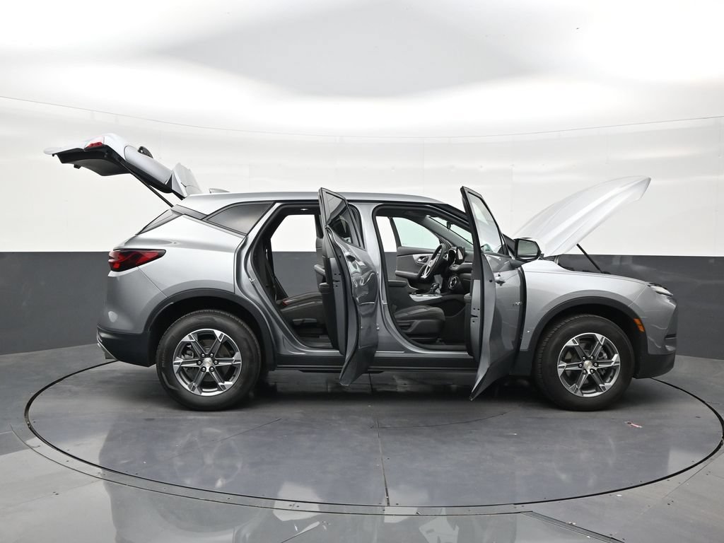 Used 2023 Chevrolet Blazer LT w/ LPO, Floor Liner Package FWD image 28