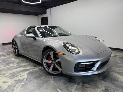 Used 2021 Porsche 911 Targa 4S AWD/4WD image 6