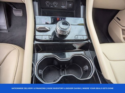 Used 2023 Jeep Grand Cherokee 4WD 4xe w/ Luxury Tech Group II image 31