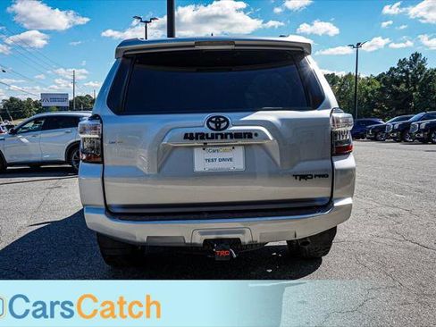 Used 2019 Toyota 4Runner SR5 image 14
