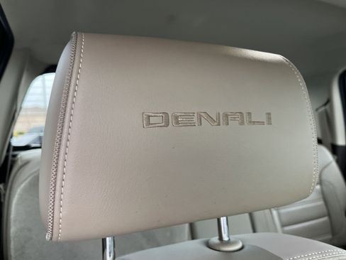 Used 2015 GMC Sierra 2500 Denali w/ Duramax Plus Package image 20