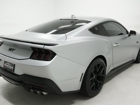 Used 2024 Ford Mustang GT Premium RWD image 4