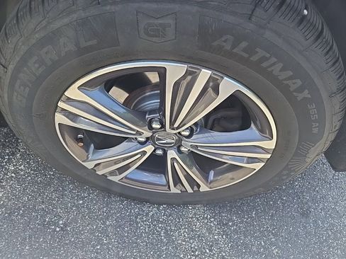 Used 2017 Acura MDX SH-AWD image 10