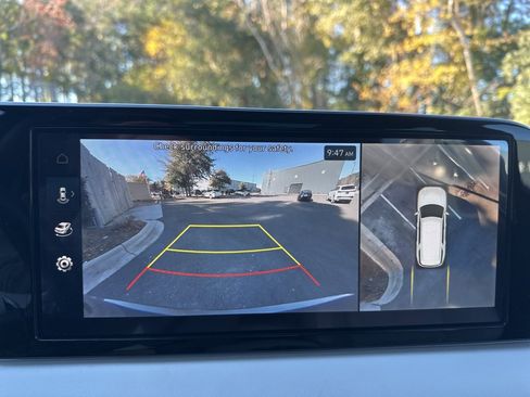 Used 2024 Hyundai Palisade Calligraphy image 18