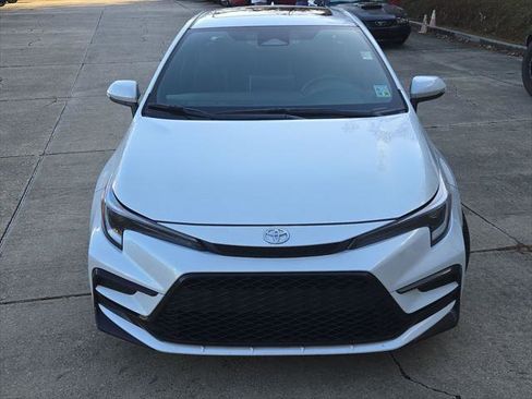 Certified 2025 Toyota Corolla SE image 10