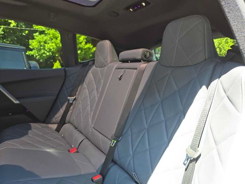 Used 2026 BMW iX xDrive60 w/ M Sport Package AWD/4WD image 18