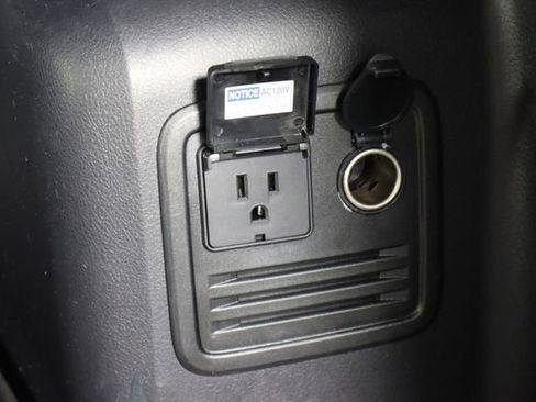 Used 2022 Toyota 4Runner SR5 Premium image 57