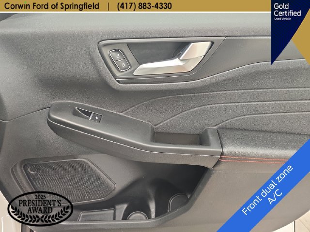 Certified 2022 Ford Escape SEL w/ SEL Stealth AWD Package image 13