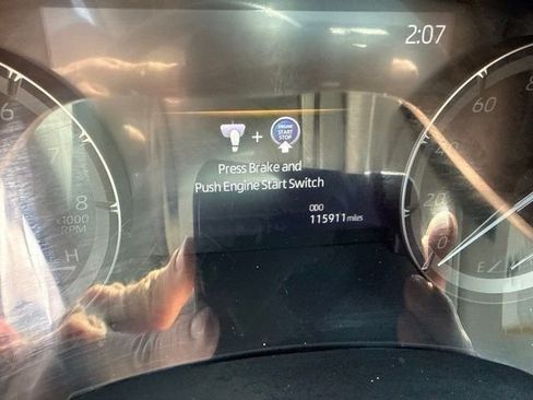 Used 2021 Toyota Highlander XLE FWD image 9