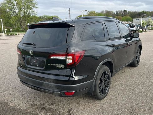 Used 2022 Honda Pilot Black Edition image 3