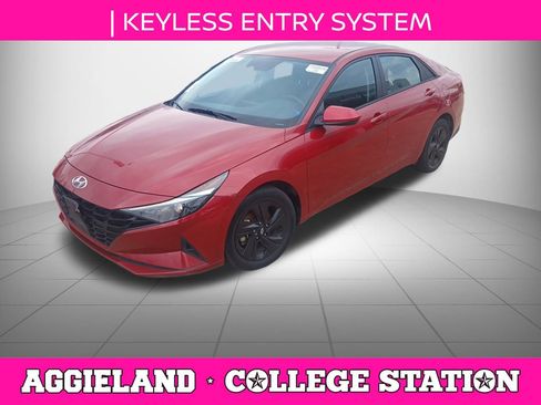 Used 2022 Hyundai Elantra SEL w/ Convenience Package image 6