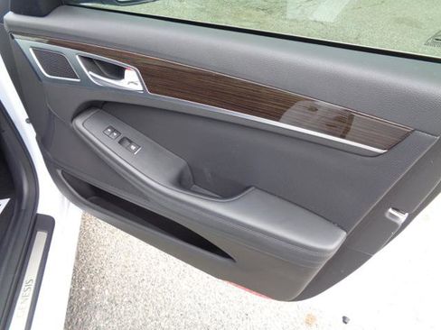 Used 2018 Genesis G80 3.8 image 23