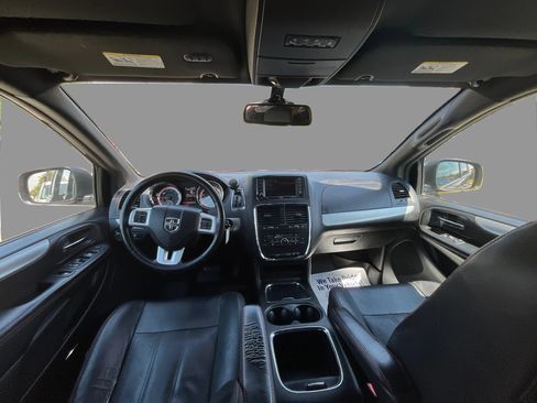 Used 2018 Dodge Grand Caravan GT FWD image 21