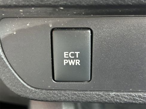 Used 2019 Toyota Tacoma SR w/ SR Convenience Package image 21