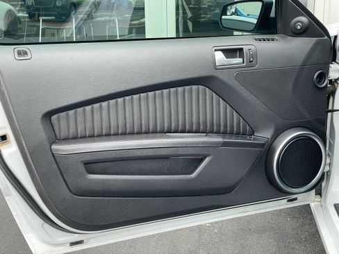 Used 2014 Ford Mustang Shelby GT500 w/ Equipment Group 821A image 26