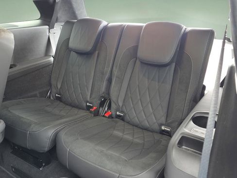 Used 2025 Mercedes-Benz GLS 63 AMG 4MATIC image 28