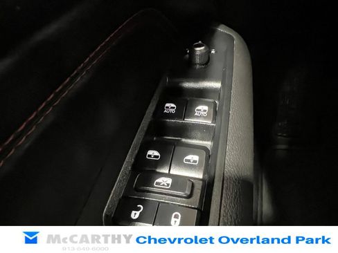 Used 2025 Jeep Compass Trailhawk AWD/4WD image 16