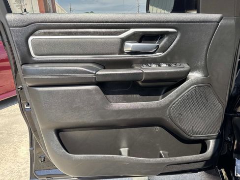 Used 2023 RAM 1500 Lone Star AWD/4WD image 18