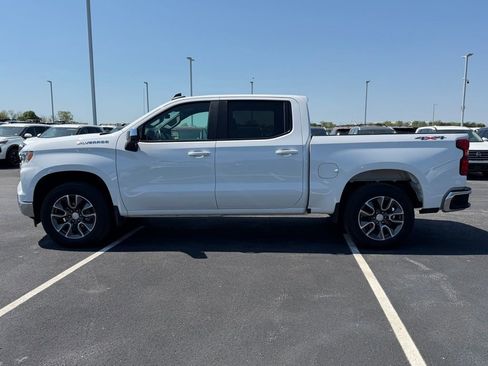 Used 2024 Chevrolet Silverado 1500 LT image 8