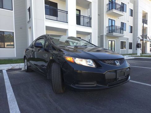Used 2012 Honda Civic LX image 4
