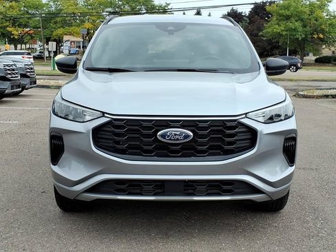 Used 2024 Ford Escape ST-Line w/ Tech Pack #1 AWD/4WD image 8
