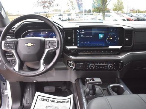 Used 2023 Chevrolet Silverado 1500 LTZ w/ Technology Package image 18