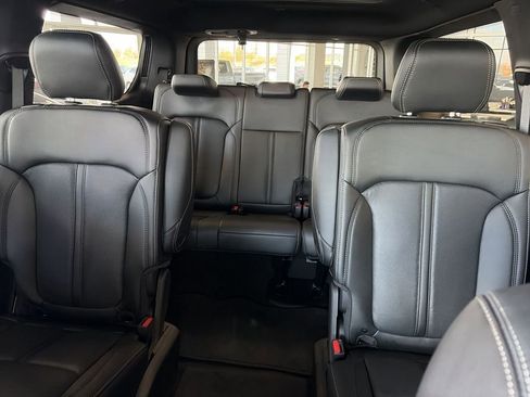 New 2026 Jeep Grand Wagoneer Summit w/ Premium Group III image 20