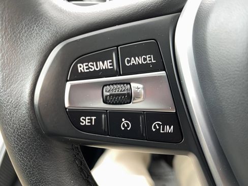 Certified 2023 BMW 330i xDrive Sedan w/ Convenience Package image 14