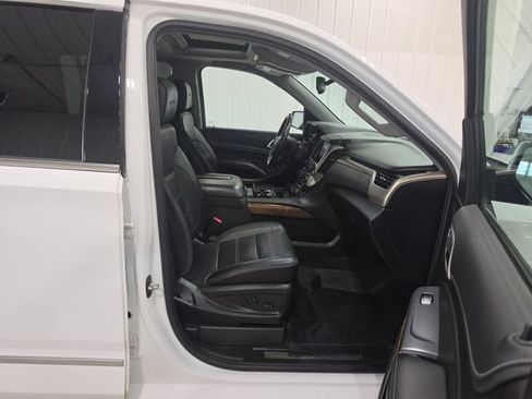 Used 2020 GMC Yukon XL Denali w/ Denali Ultimate Package AWD/4WD image 32