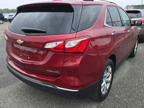 Used 2021 Chevrolet Equinox Premier FWD image 3