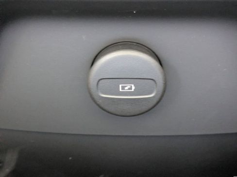 New 2026 Volvo XC90 T8 Ultra w/ Lounge Package AWD/4WD image 21